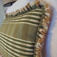 thumbnail--pillow with selvage ruffle