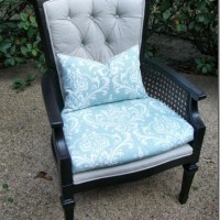 chair with pillow_thumb