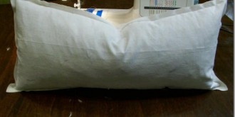 make-your-own-feather-pillow-inserts[4]