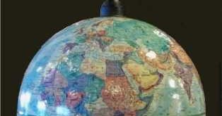 vintage-world-globe-pendant-light