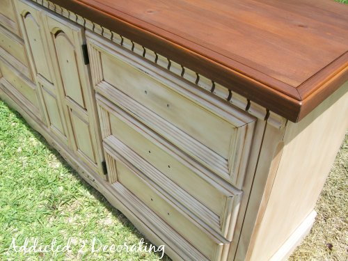 how to paint, distress and antique a piece of furniture