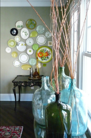 dining room plate wall 
