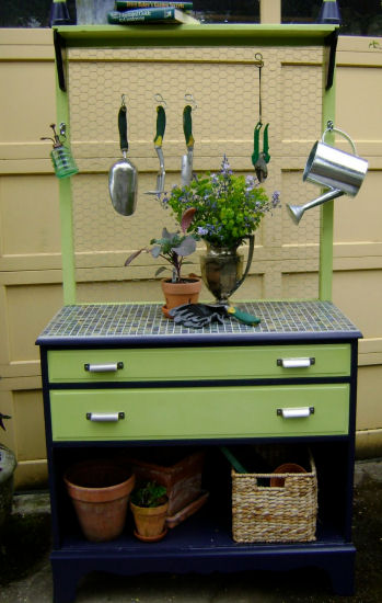Repurposed dresser:  Dresser turned into a garden potting bench, from Jarden Design blog.
