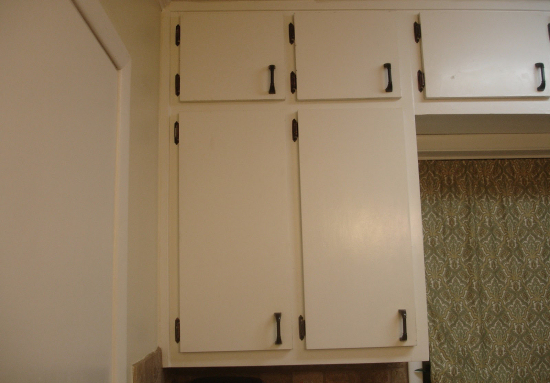 update plain kitchen cabinet doorsadding moulding