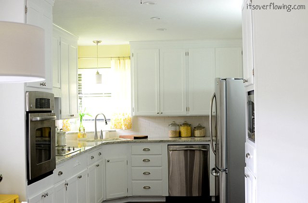Light and Bright Kitchen Makeover