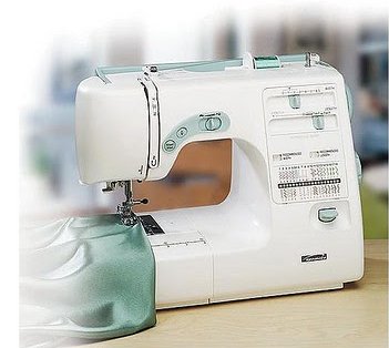 Essential DIY Tools – Sewing Machine