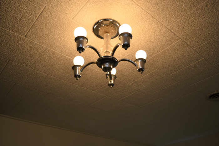 Art deco chrome chandelier in the living room