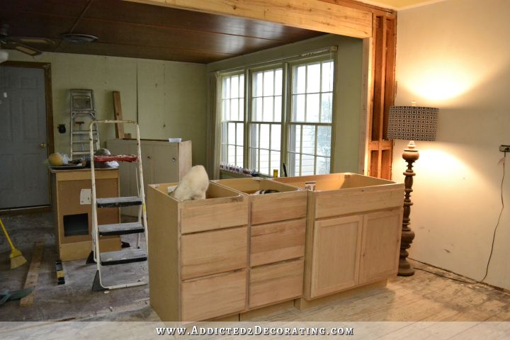 no lights above kitchen sink cabinet