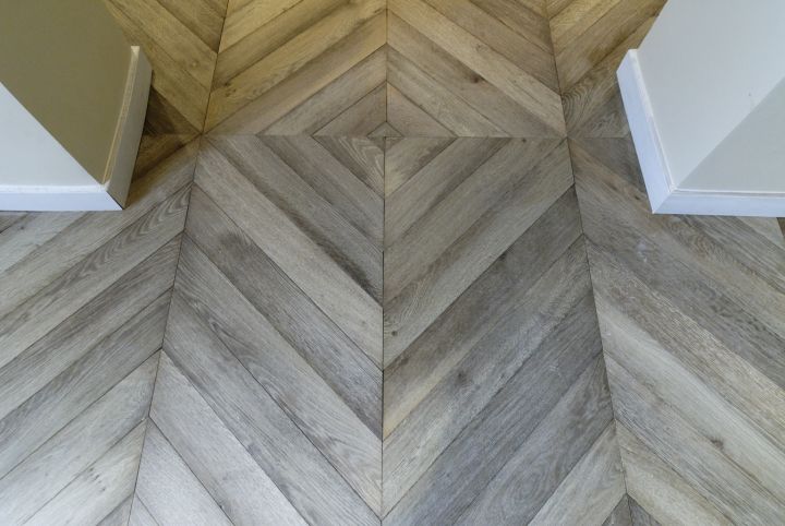 hardwood floor pattern - chevron 2