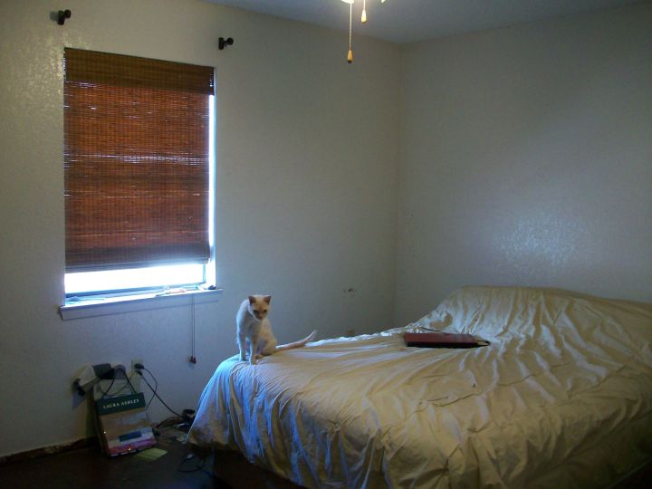 bedroom before 1