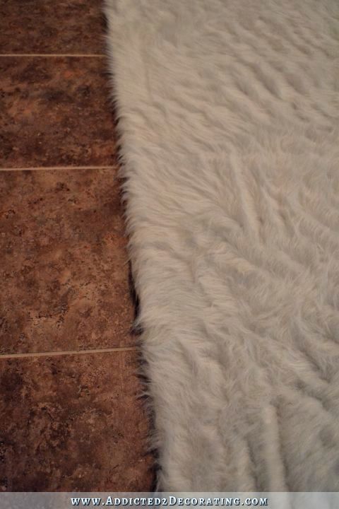 how to make a faux fur rug - DIY faux flokati rug - 10a