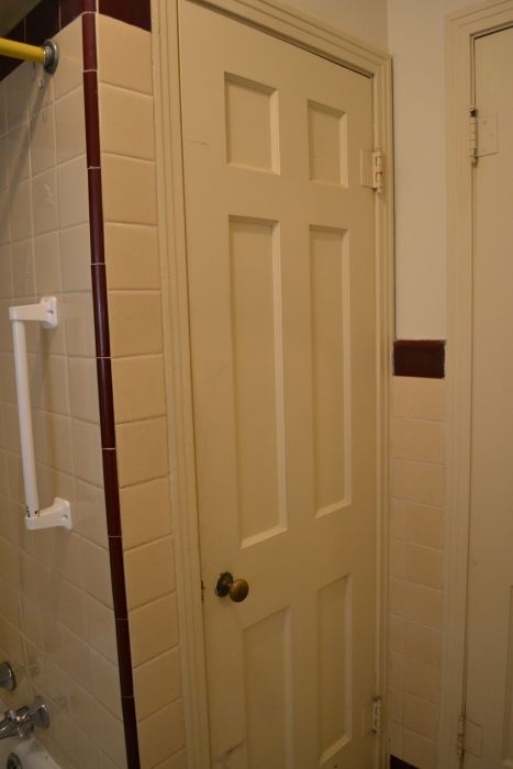Hallway bath 10 - resized