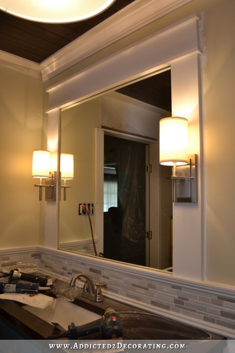 Framed bathroo mirror with integrated sconces - 6