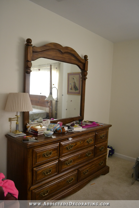 Yaleana's bedroom before - 1