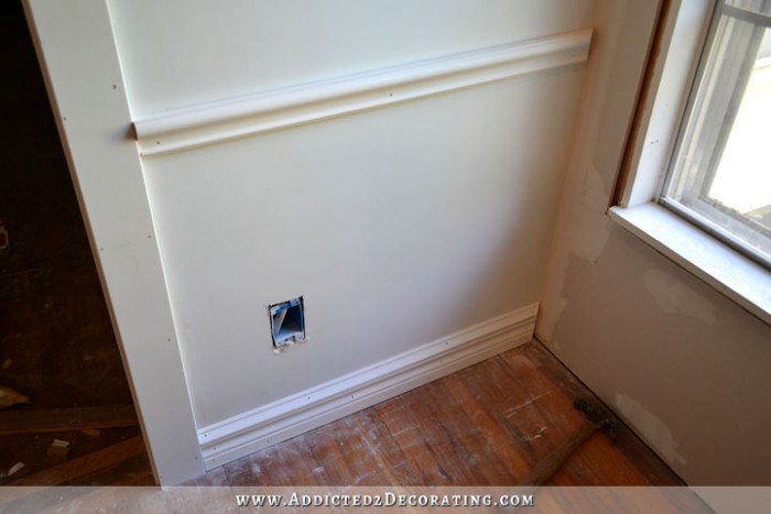 Install baseboard and chair rail - How to install picture frame moulding wainscoting - addicted2decorating.com