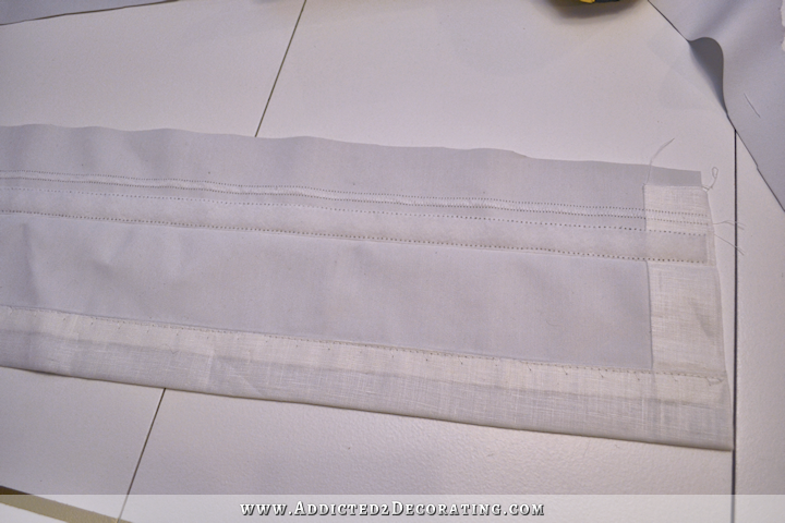 how to make Roman shades - 43 - zigzag stitch at top of valance