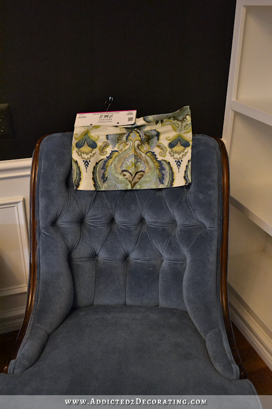 consignment-store-find-upholstered-tufted-chairs-for-music-room-4