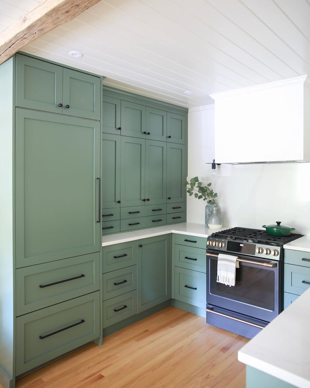 Green kitchen cabinets from Oak Design Project on Instagram