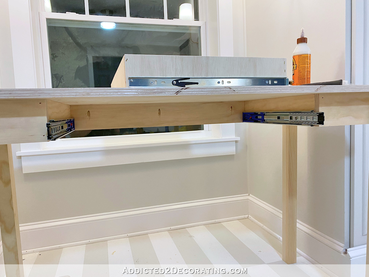 how to build a simple writing desk with a drawer - 30