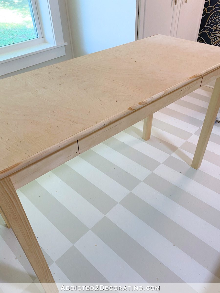 how to build a simple writing desk with a drawer - 34