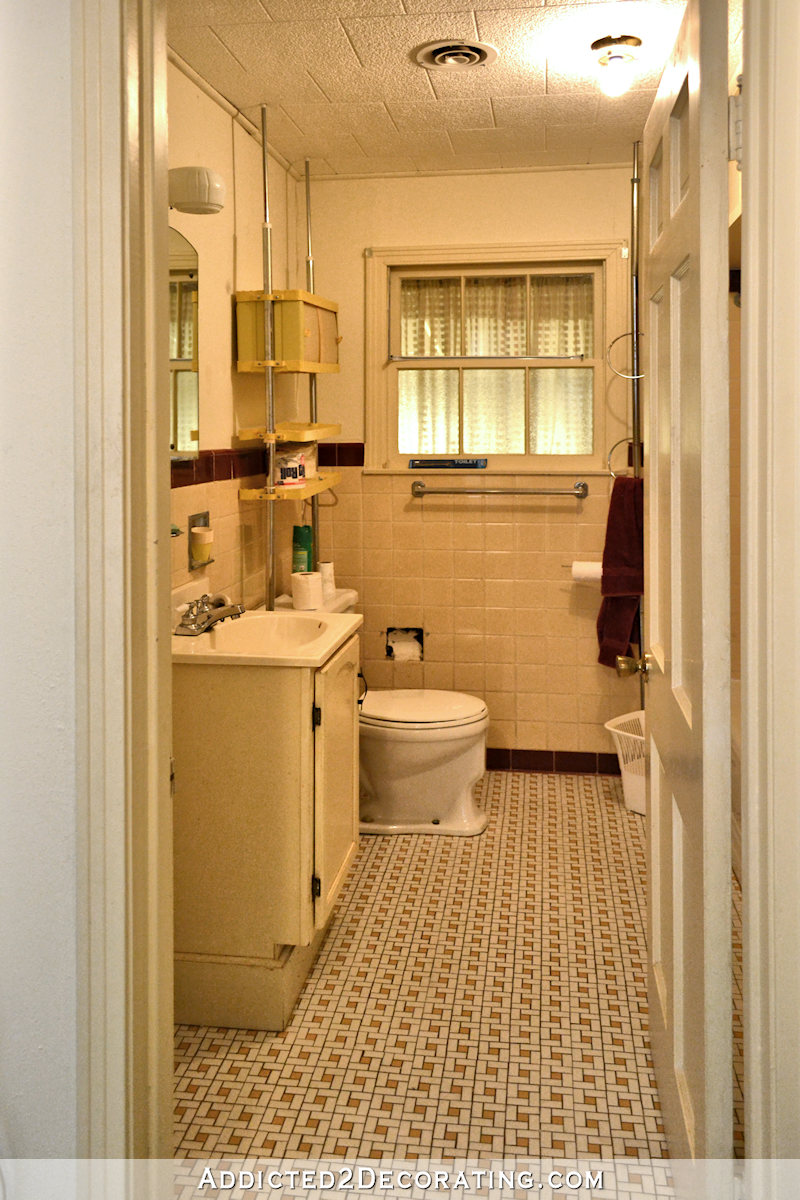 hallway bathroom before - edited 2021