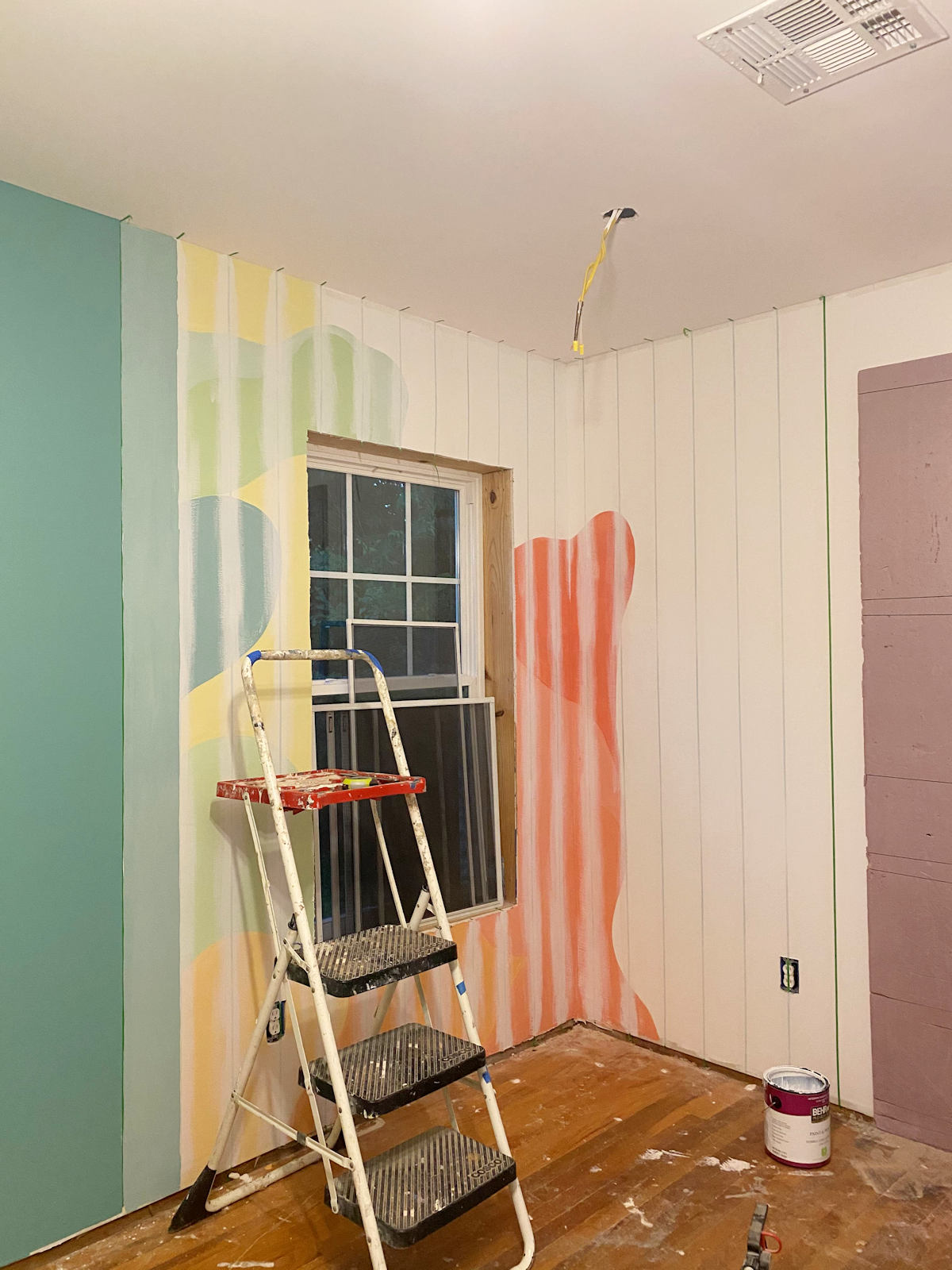 home gym walls with gradient stripes 4