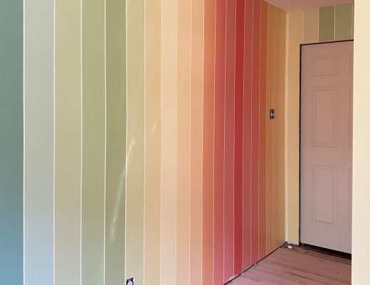 colorful gradient vertical stripe walls - 25
