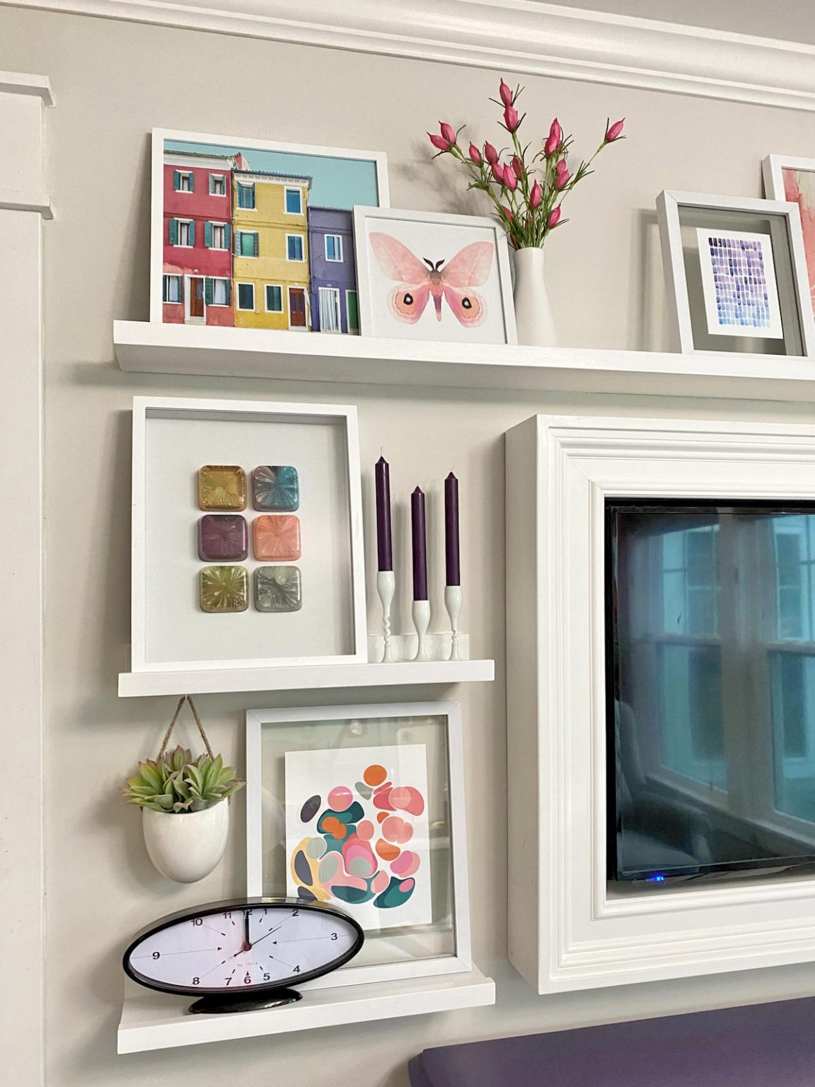 Simple DIY Picture Ledges (New Sitting Room Gallery Wall) - Addicted 2 ...