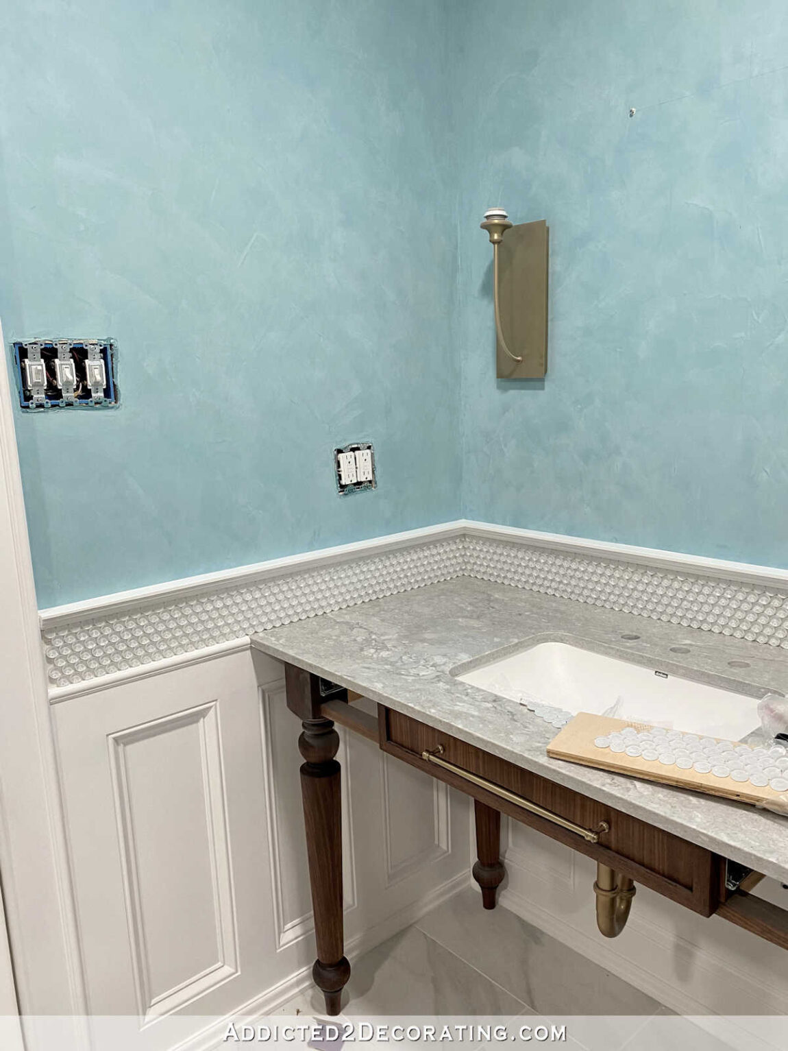 DIY Wainscoting Part 3 – Adding A Tile Accent – Make House Cool