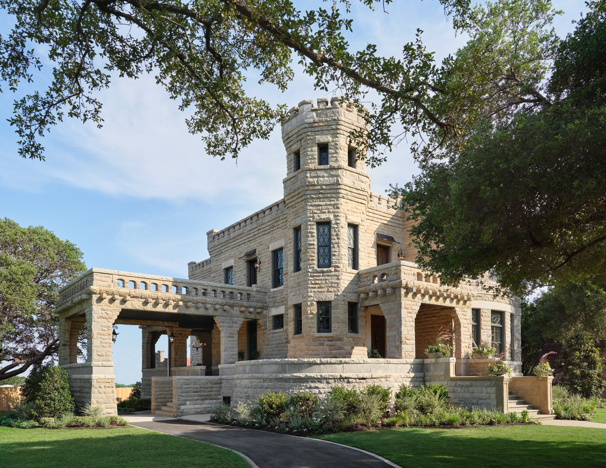 Chip & Joanna’s Castle Is For Sale…For $2.9 Million (A Waco Local’s Perspective)