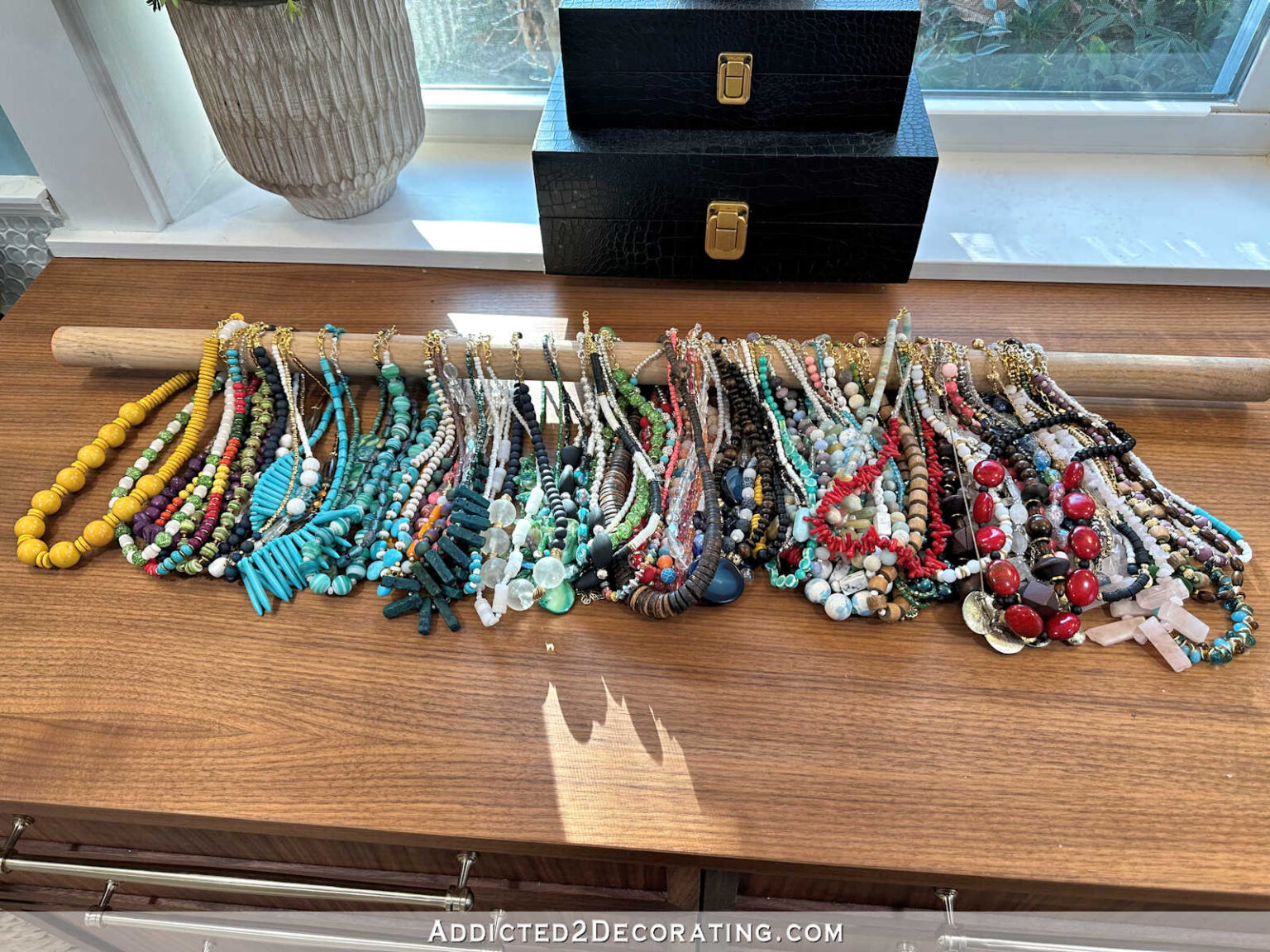 easy-diy-jewelry-organizer-addicted-2-decorating