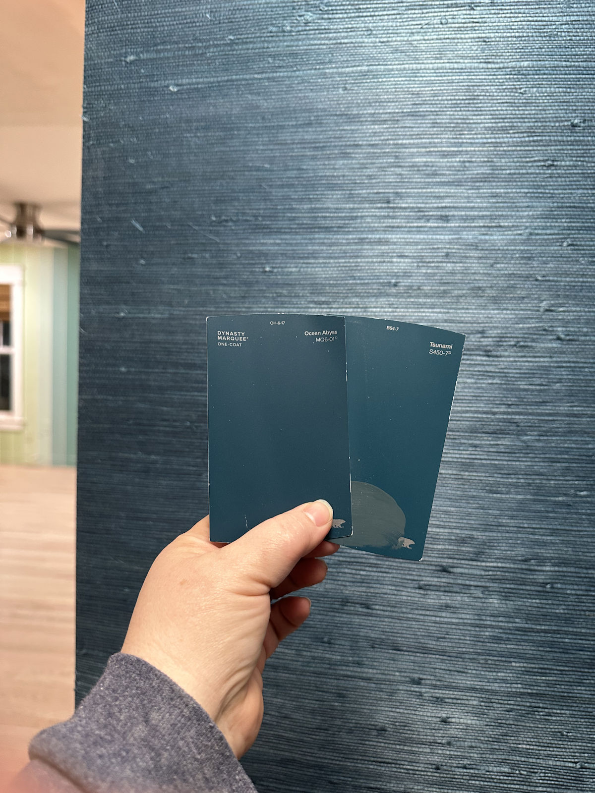 Bedroom Suite Foyer Paint Colors