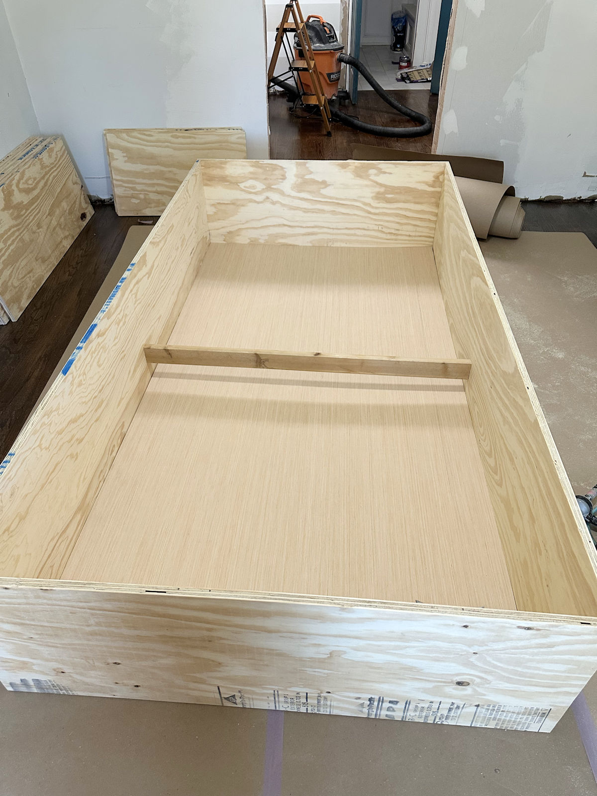 Building My Closet Cabinets – Part 1