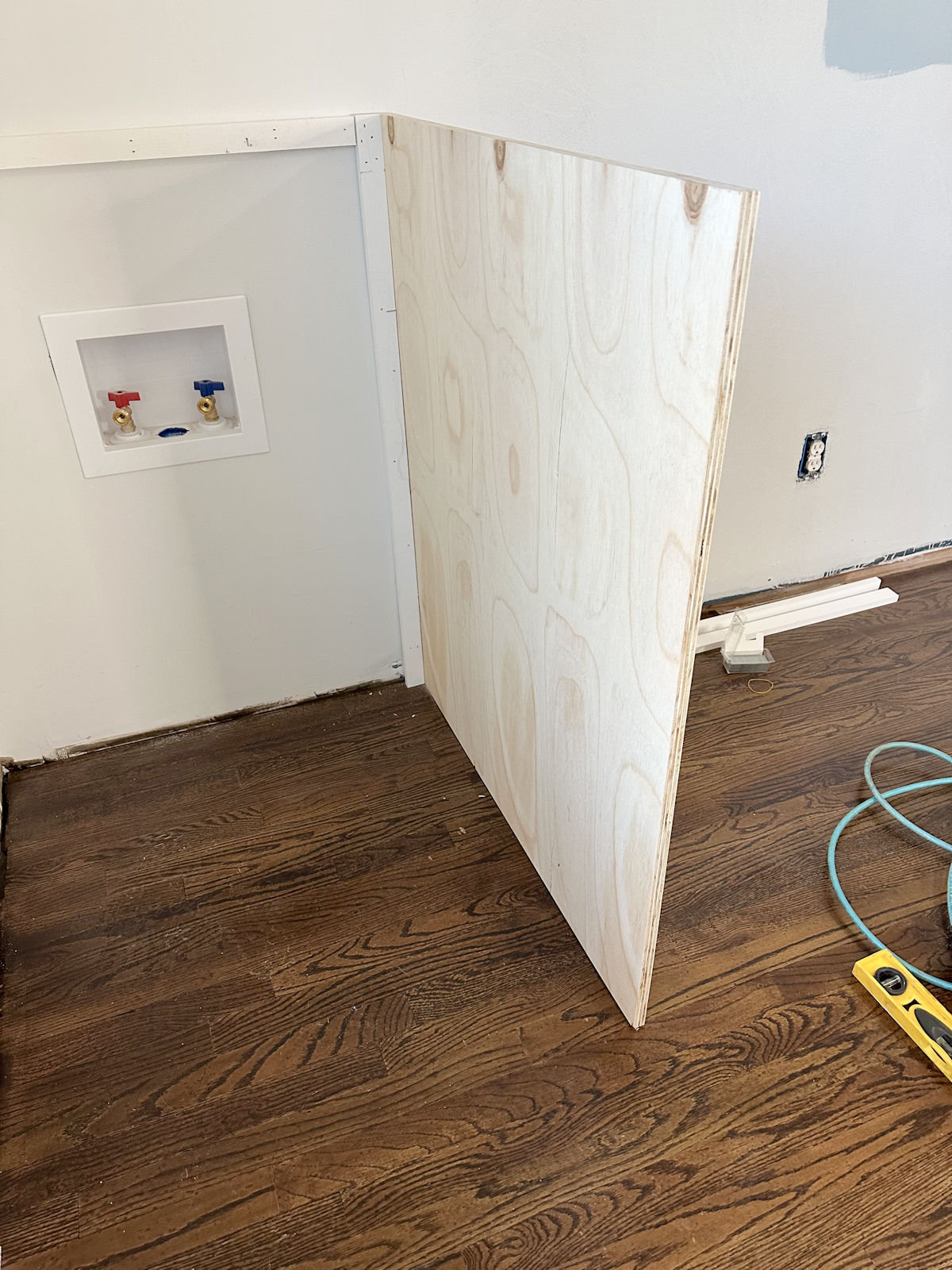 Closet/Laundry Room Progress - I Finally Built Something! (Building A ...