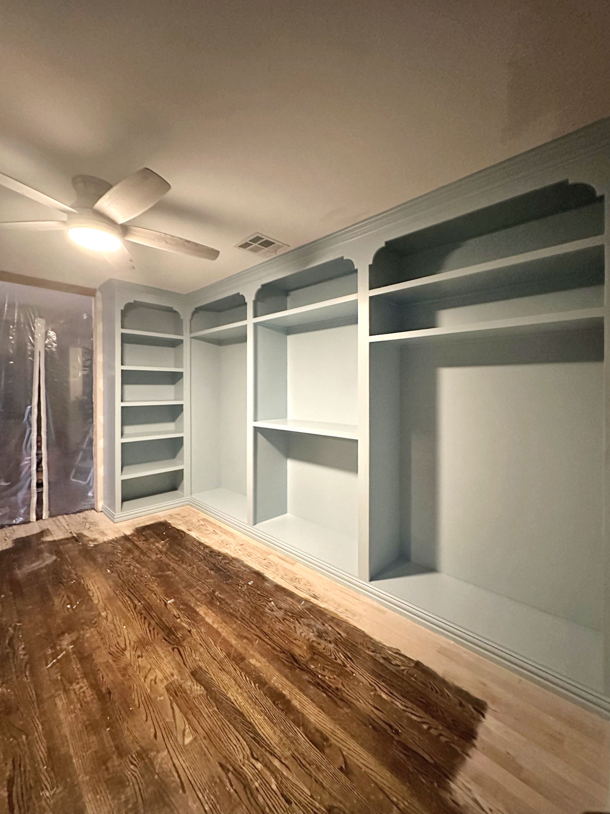The Closet Cabinets Are Painted! (Plus, Why I Didn't Spray The Cabinets ...