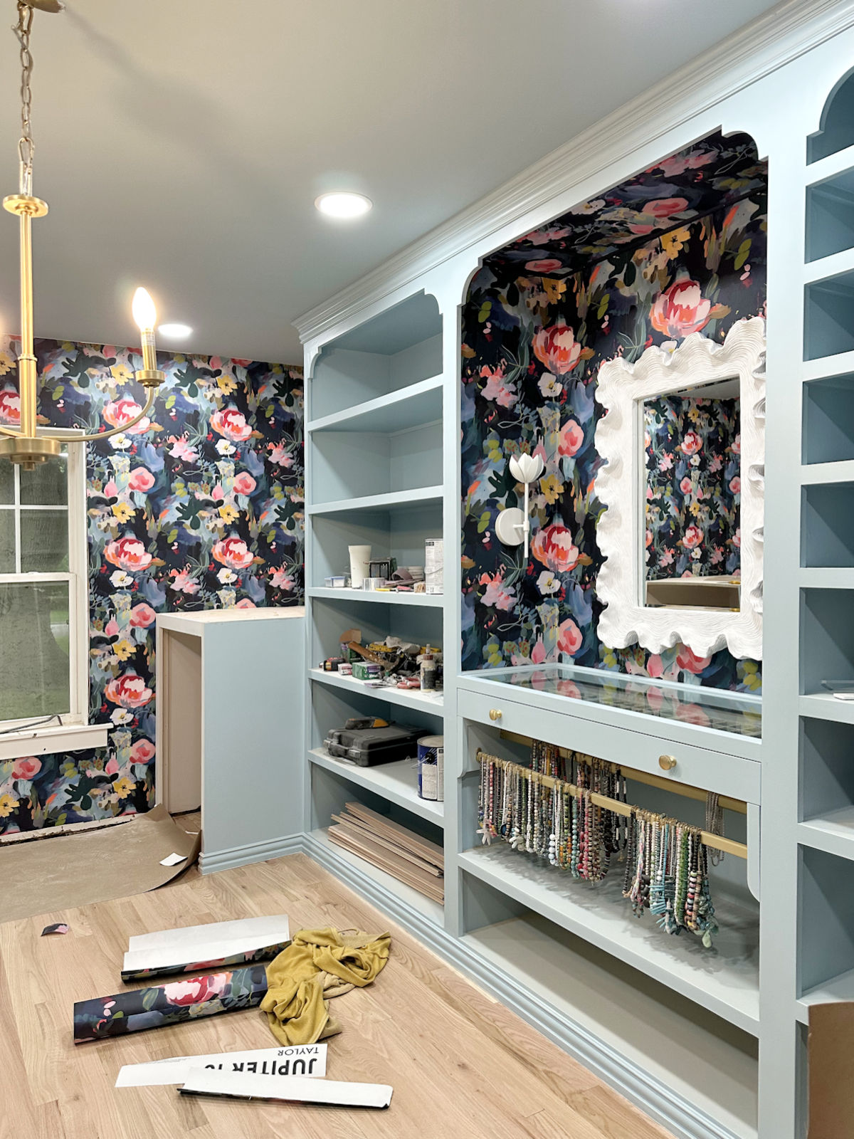 The Walk-In Closet Wallpaper Is Up!