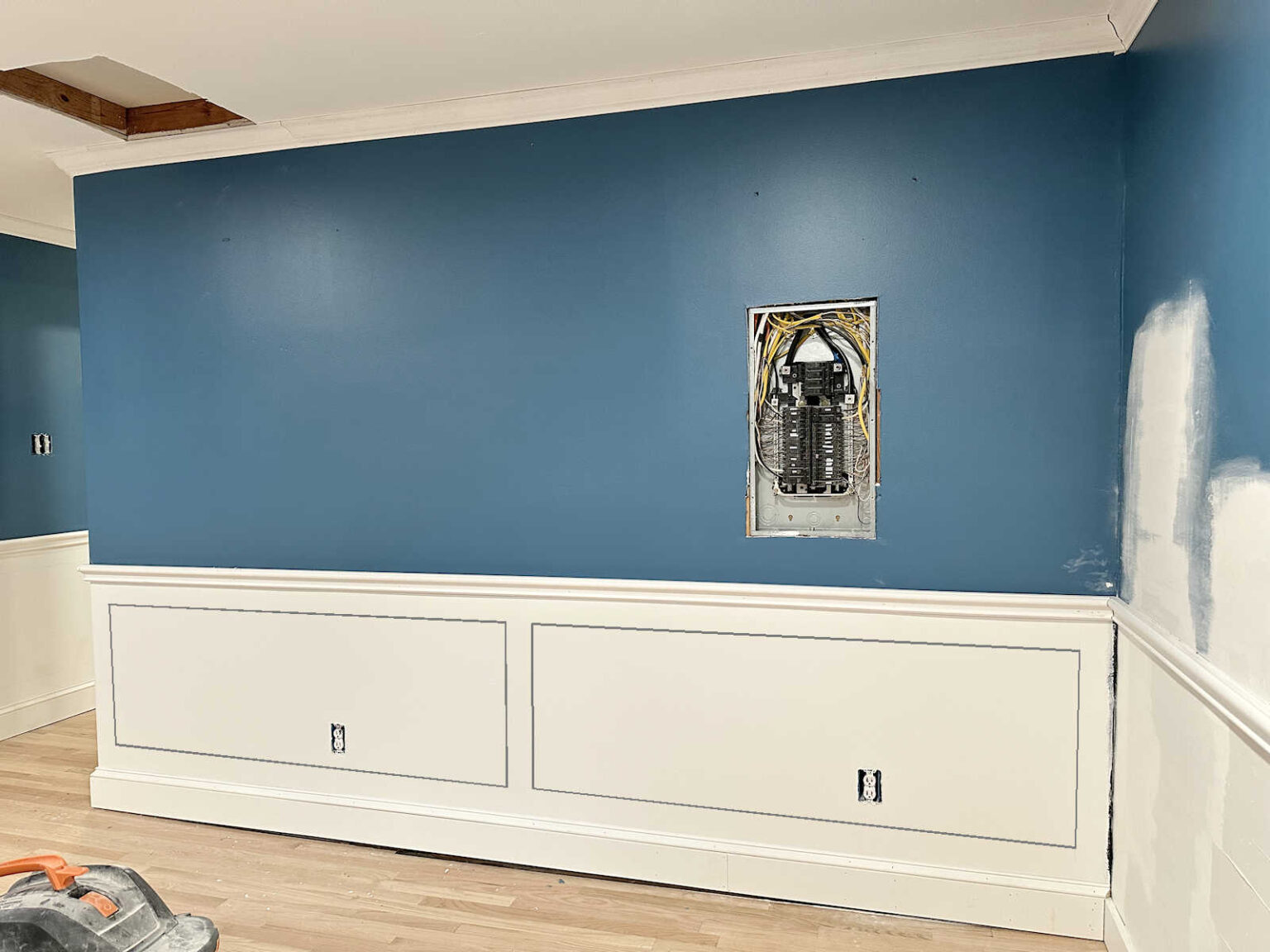 Bedroom Progress - The Trim Isn't Finished, But It's Getting There ...