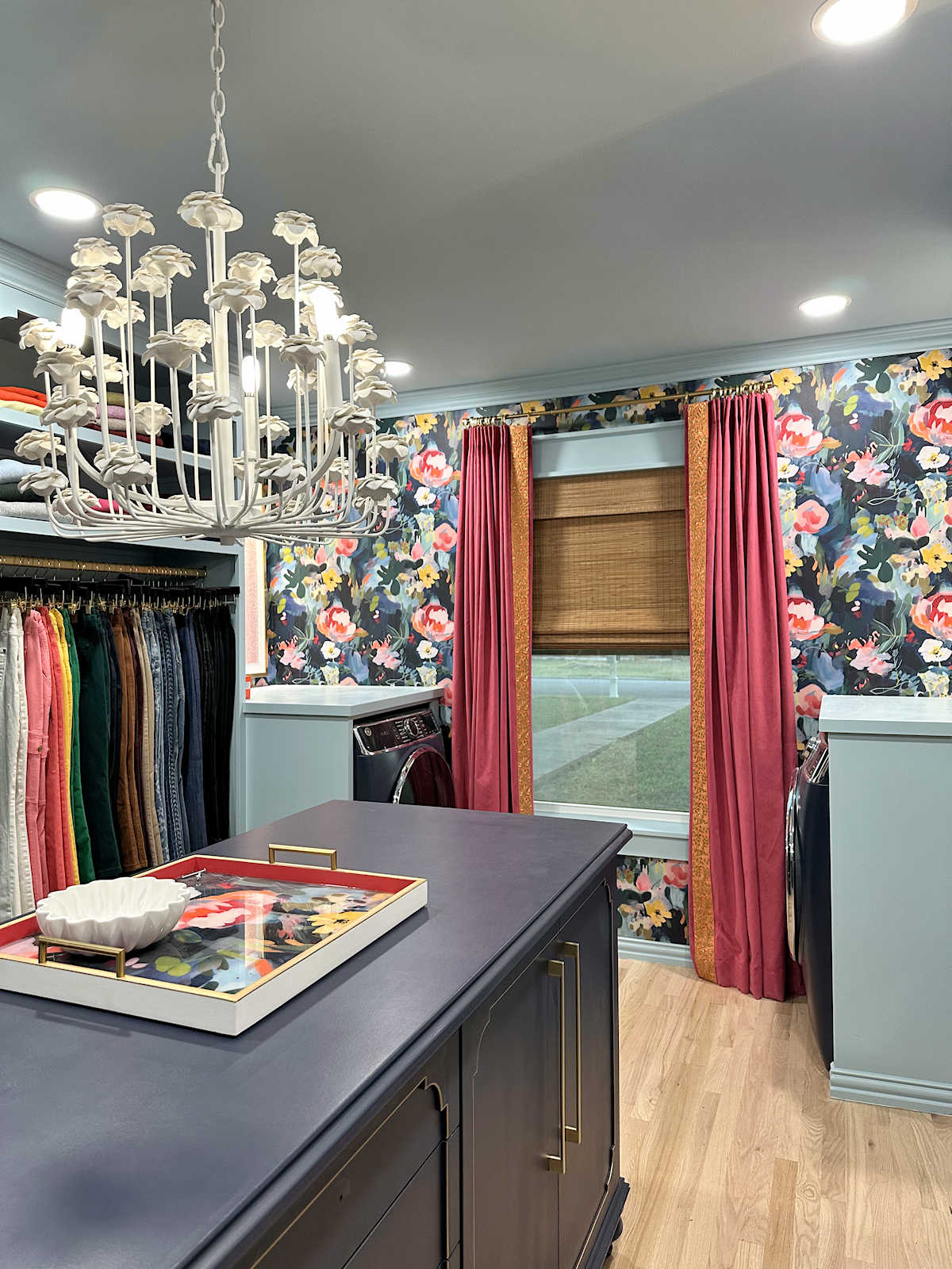 Adding Colorful Curtains To My Walk-In Closet Window - Addicted 2