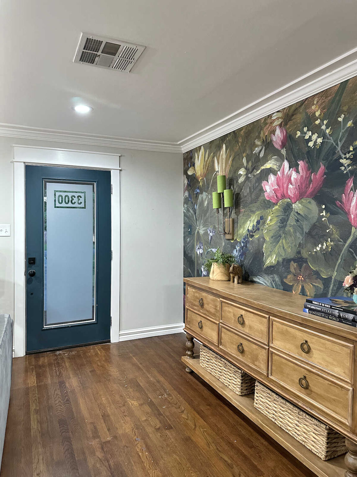 Entryway Progress - The Floral Wallpaper Mural Is Up! - Addicted 2 ...