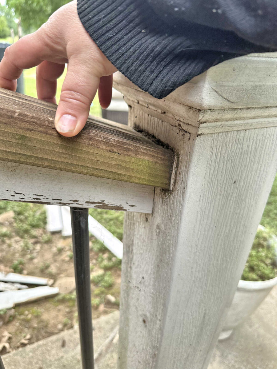 Rotted exterior handrail -- why I'll always use PVC boards instead of real wood for exterior projects