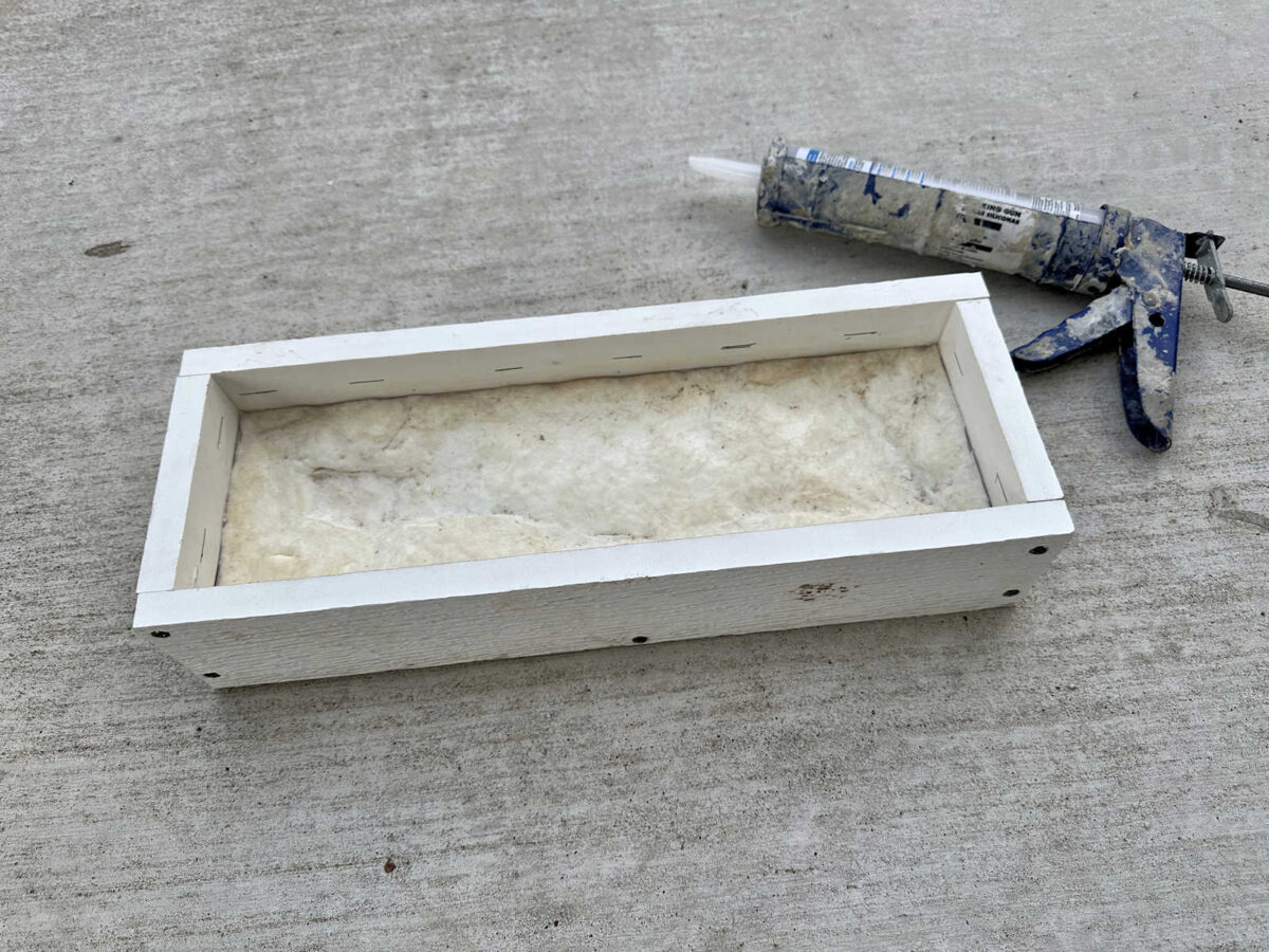 How to build a mold with a DIY textured silicone mat for pouring fake concrete (aircrete) stones