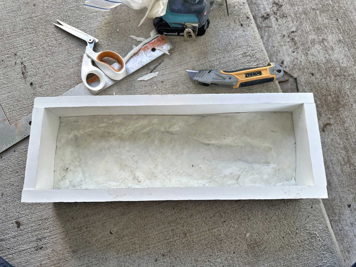 How to build a mold with a DIY textured silicone mat for pouring fake concrete (aircrete) stones
