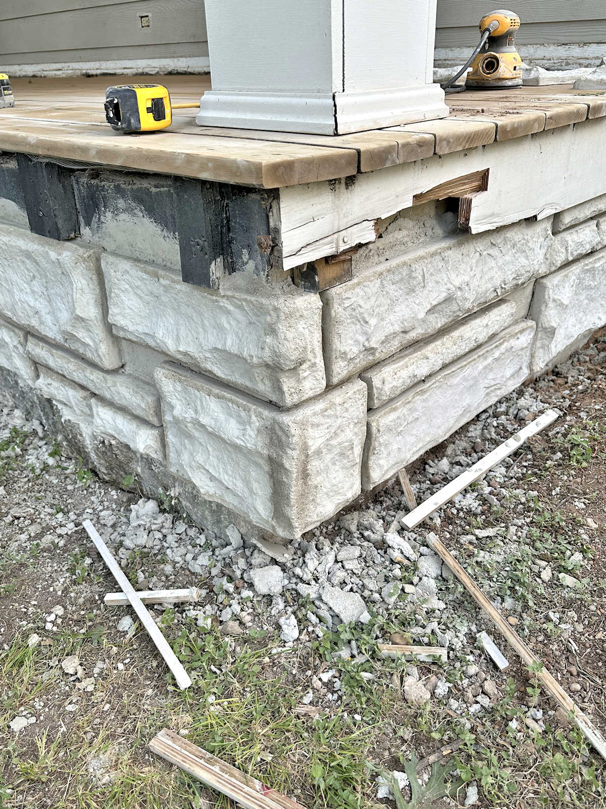 Porch Skirting Progress (The Hardest Part — Tackling The Corner Of The Porch)