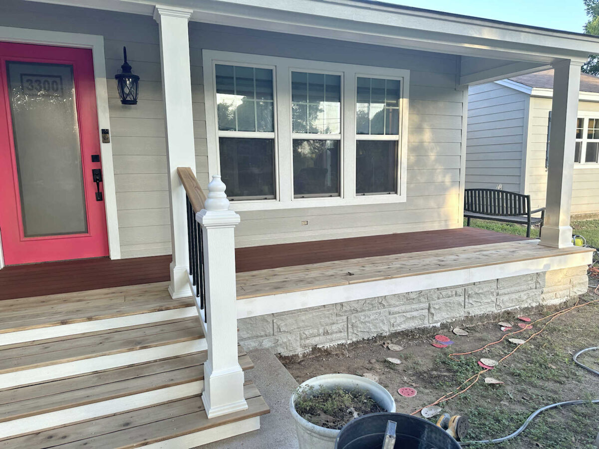 Authentic brown (dark brown) pine tar on cedar front porch