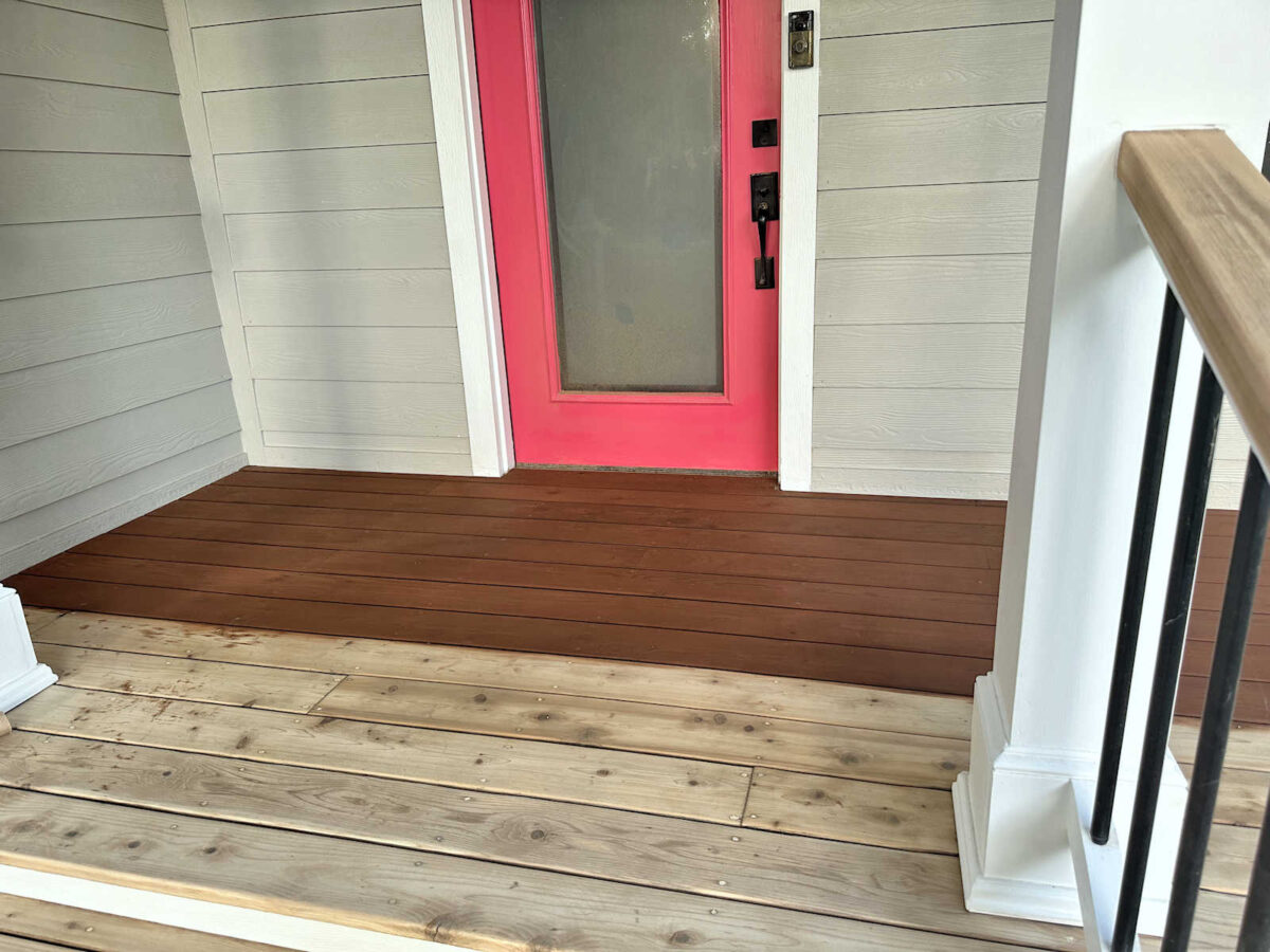 Authentic brown (dark brown) pine tar on cedar front porch