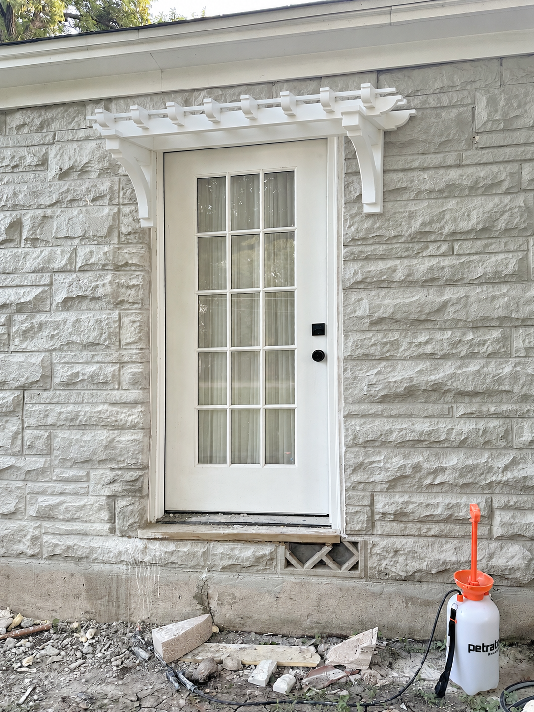 Exterior Bedroom Door Plan: A Trellis Above The Door