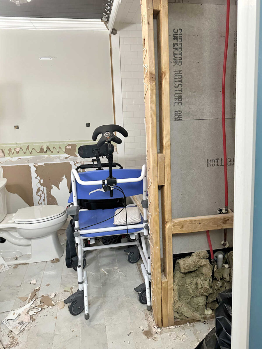 Space planning for a 7.5-foot by 7.5-foot storage room
